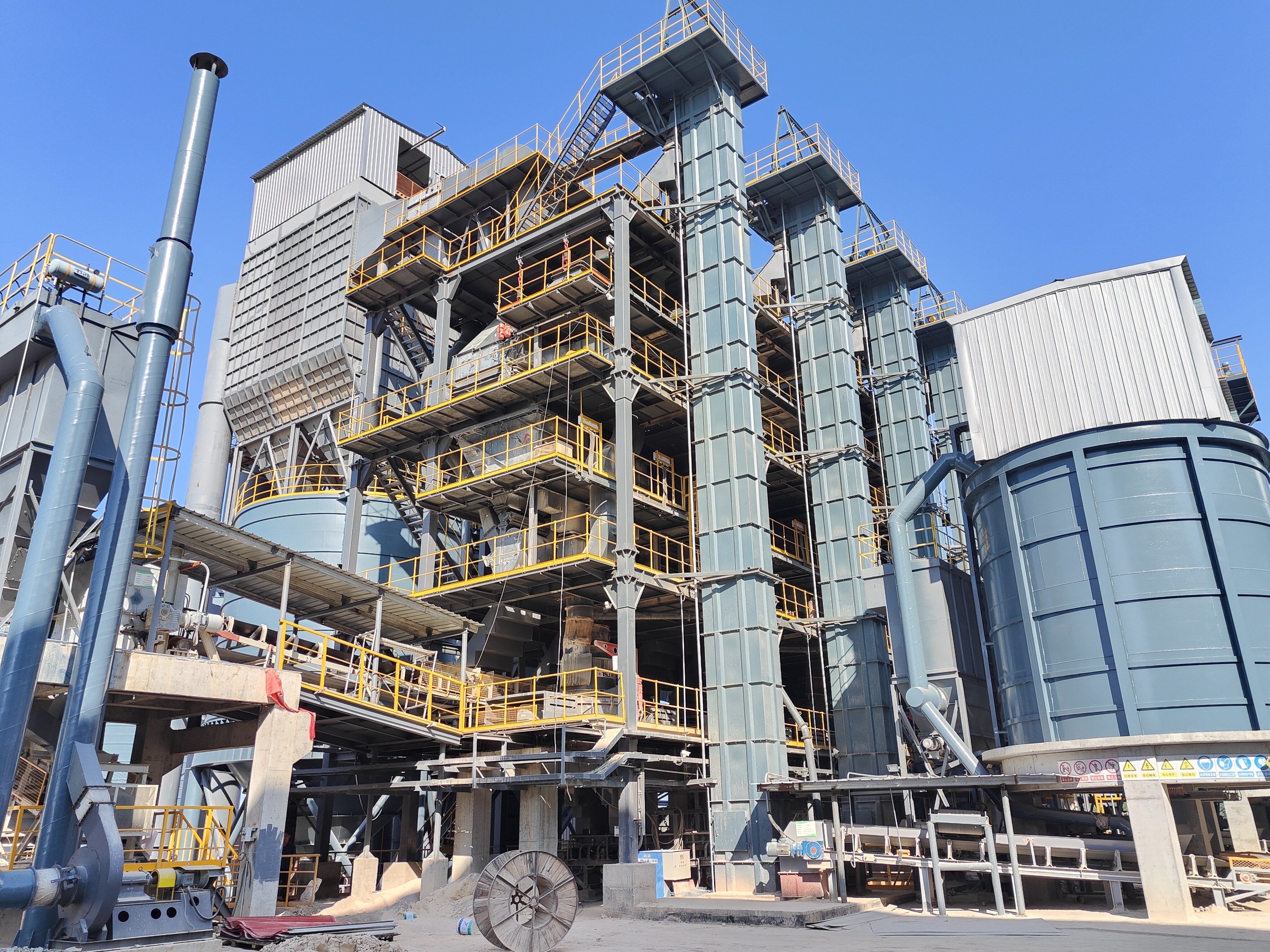 砂石廠選擇干法制砂樓，優(yōu)勢(shì)與便捷全解析